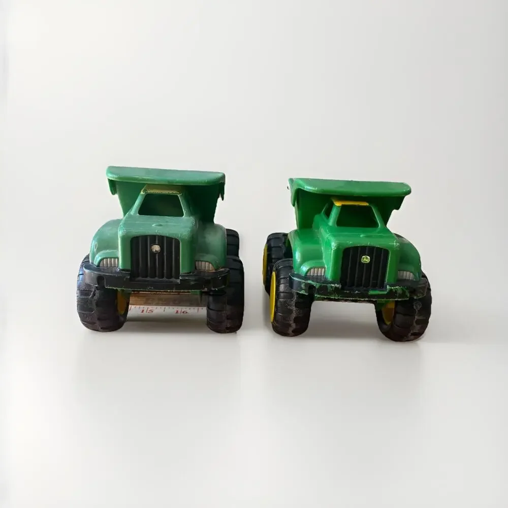 JOHN DEERE KIDS BIG SCOOP DUMP TRUCK TOY PLASTIC 6